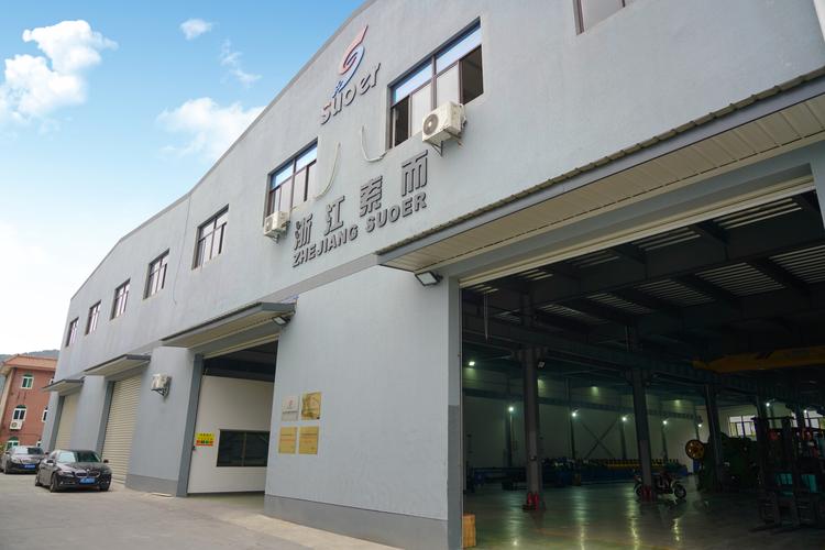 公司经营范围包括:金属材料销售;抗震支架,汽车零配件,紧固件,机械